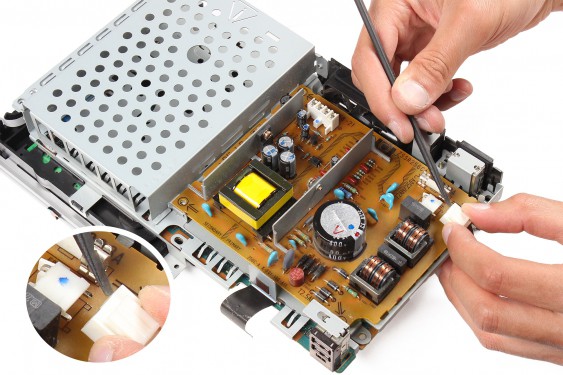 Guide photos remplacement ventilateur Playstation 2 Fat (Etape 8 - image 2)